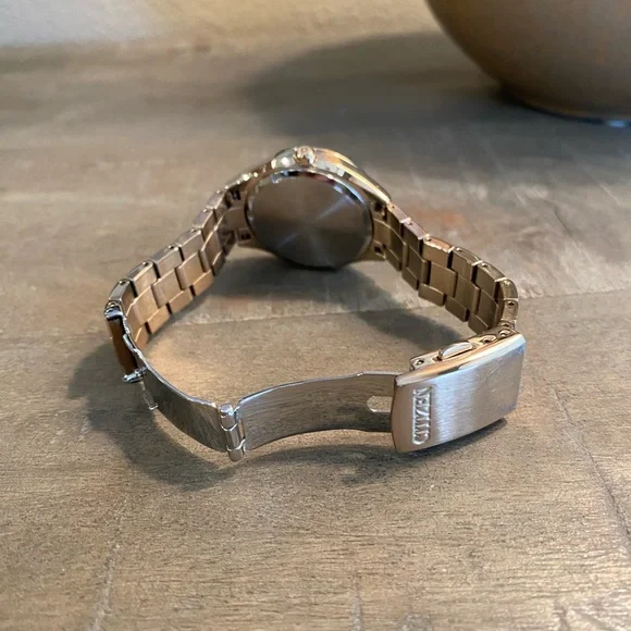 Citizen Ladies Wristwatch - Picture 4 of 6